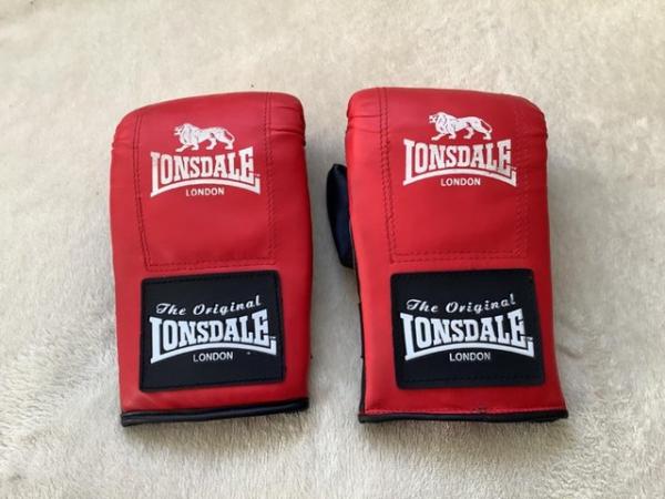 Image 2 of BOXING/SPARING GLOVES - SIZE LARGE