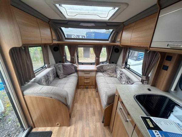 Image 5 of Coachman VIP 545, 2013 4 berth caravan *island bed*
