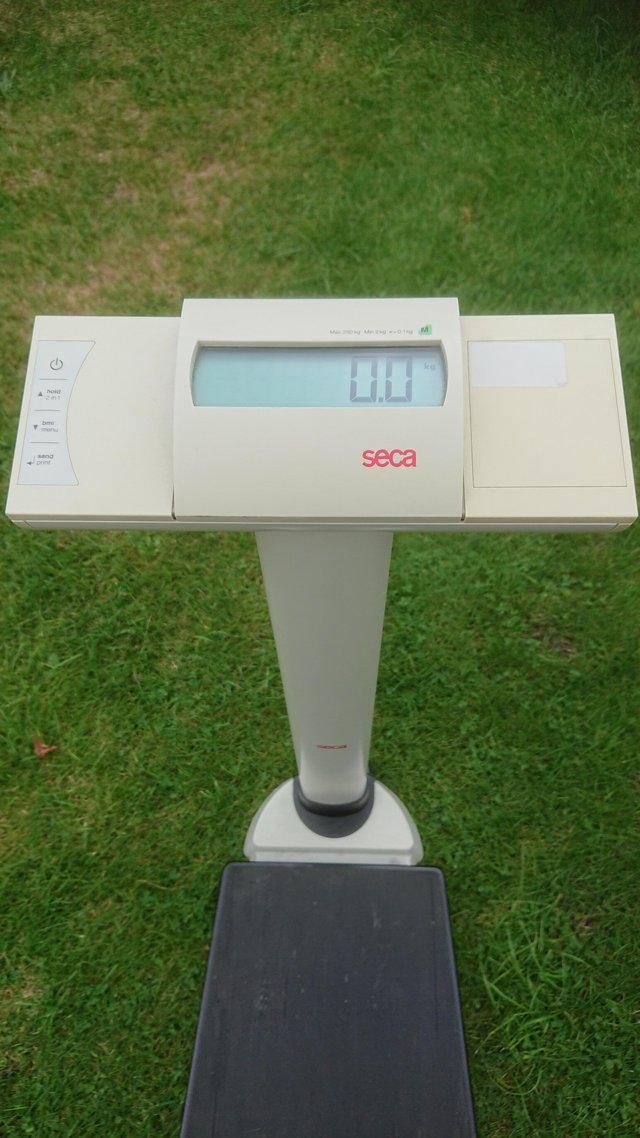 Preview of the first image of SECA 704 MEDICAL COLUMN SCALES.