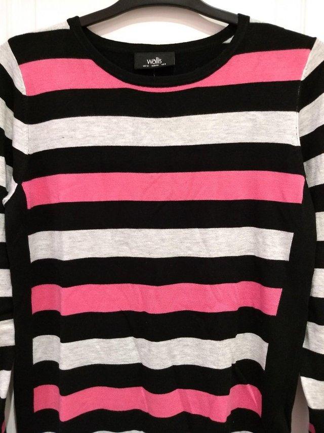 Preview of the first image of New Wallis Multicoloured Knit Jumper Size 12 Black Pink Grey.