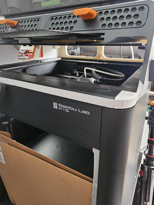 Preview of the first image of Bambu labs p1s combo 3d printer.