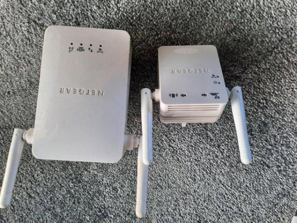 Image 2 of NETGEAR Universal WiFi Range Extender
