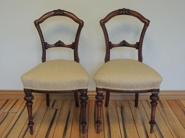 Image 3 of Pair of Victorian Walnut Chairs (UK Delivery)