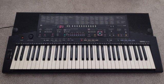 Preview of the first image of Yamaha PSR-410 Portable Electronic General MIDI Keyboard.
