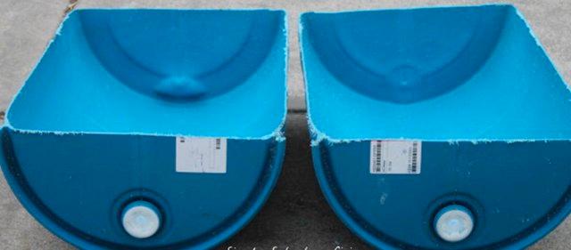 Image 3 of Feed/water bucket for horses etc