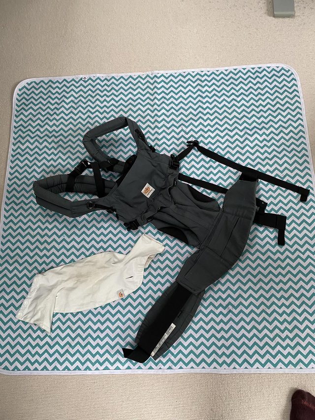 Preview of the first image of Omni baby carrier 360 for sale.
