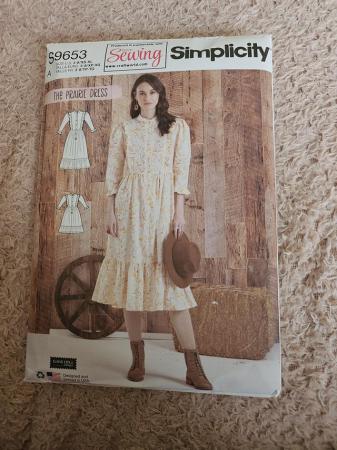 Image 12 of Womens sewing patterns 13 different ones
