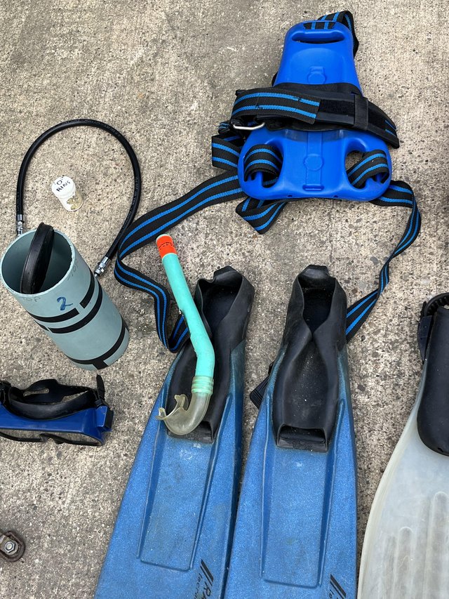 Preview of the first image of Diving BCD plus other driving equipment.
