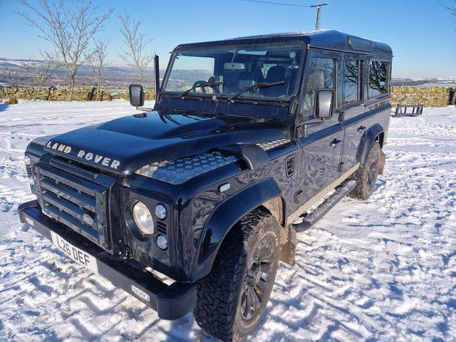 Preview of the first image of 1993 LAND ROVER 110 200TDI IN BLACK.