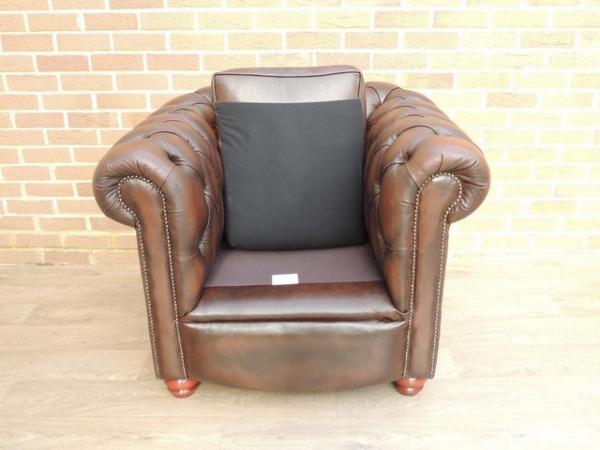 Image 8 of Chesterfield Armchairs + Footstool (UK Delivery)