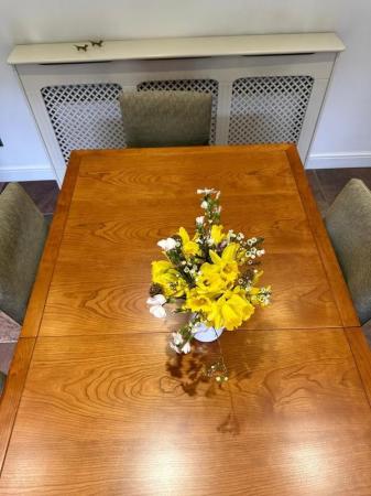 Image 1 of Dining Room Table in Cherry plus set of 6 matching chairs