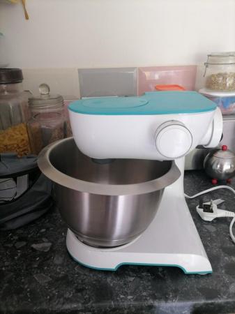 Image 2 of BOSCH STAND MIXER WITH ATTATCHMENTS