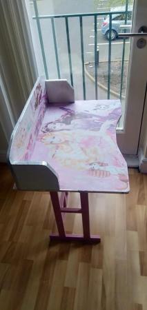 Image 1 of Selling Child Study Table