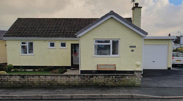 Image 1 of 3 Bed Bungalow for Sale in Benllech, Anglesey