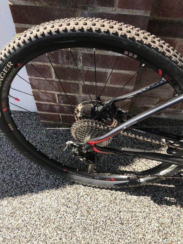 Preview of the first image of TREK SUPERFLY 9:8 SL MOUNTAIN BIKE.