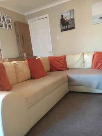 Image 2 of LEATHER CORNER SOFA (Converts to Double Bed)