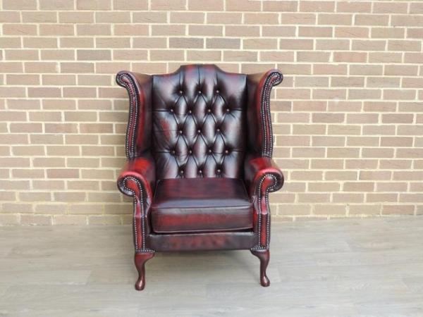 Image 3 of Chesterfield Queen Anne Ox Blood Excellent Armchair (UK Deli
