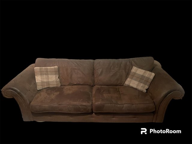 Preview of the first image of DFS 3 seater & 4 seater sofa.