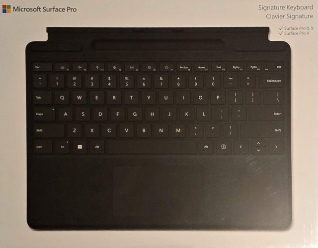 Preview of the first image of Microsoft Surface Pro Signature Keyboard Black Qwerty UK New.
