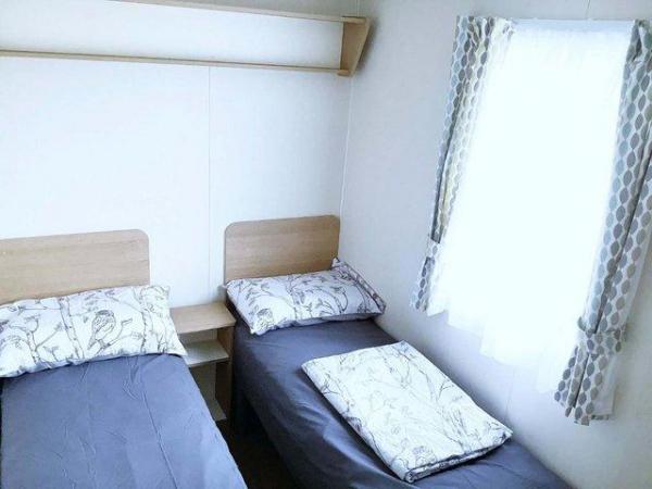 Image 3 of As new 3 bed Willerby Mistral France Chef Boutonne