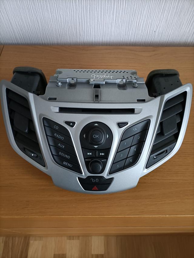Preview of the first image of ford fiesta mk 7 radio, clock and facia.
