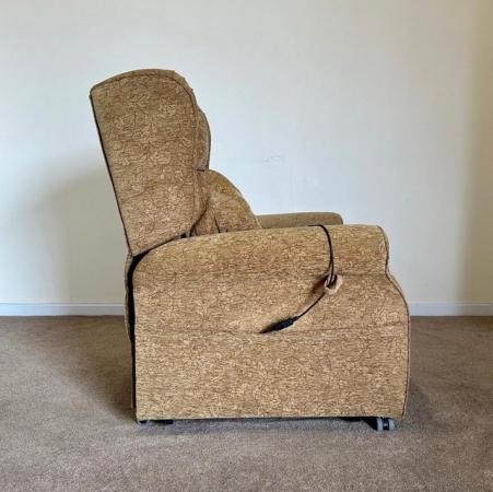 Image 13 of PETITE LUXURY ELECTRIC RISER RECLINER BROWN CHAIR ~ DELIVERY