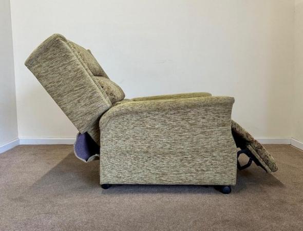 Image 21 of LUXURY ELECTRIC RISER RECLINER DUAL MOTOR CHAIR CAN DELIVER