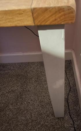 Image 2 of Table in good condition