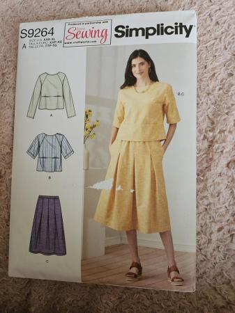 Image 10 of Womens sewing patterns 13 different ones