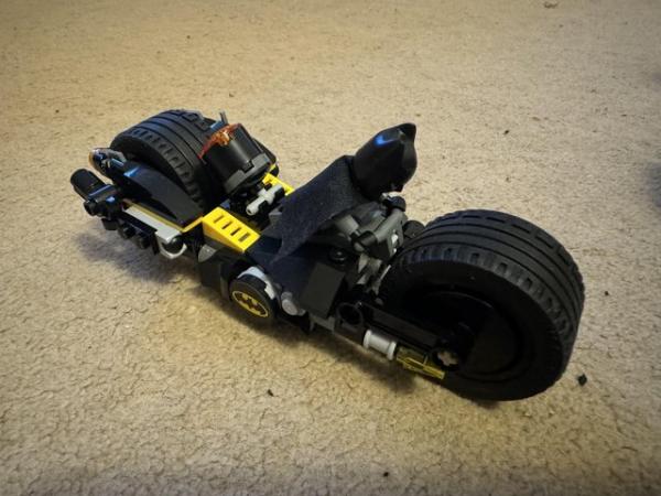 Image 2 of Lego 76053 Batman Gotham Cycle Chase