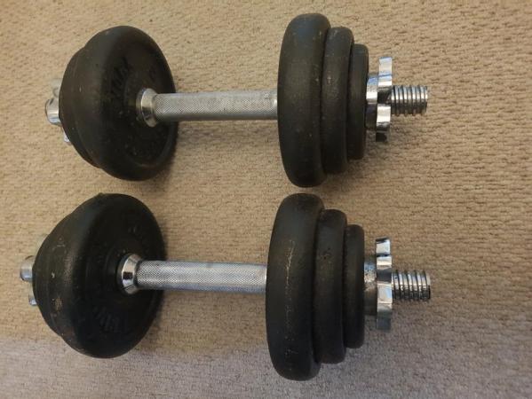 Image 2 of 10 kilos  iron dumbbells, exercising gloves& press-up handle