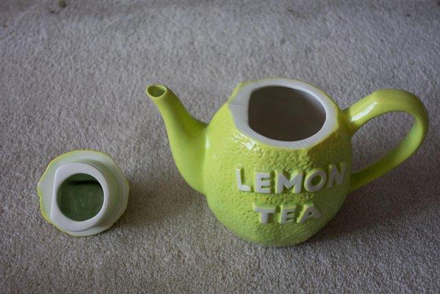 Image 2 of Paul Cardew South West Ceramics Lemon Tea teapot