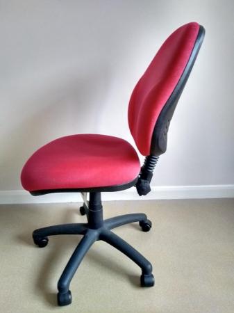 Image 3 of Adjustable chair for home office use