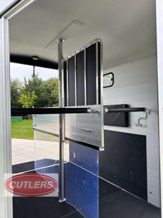 Image 21 of Cheval Liberte Touring Country XL Horse Trailer Tack Room BR