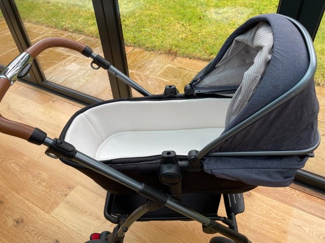 Preview of the first image of Silver Cross Wayfarer Exclusive Pram & Pushchair Package.