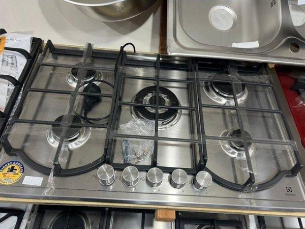 Image 1 of ELECTROLUX 75CM GAS HOB-MORE EFFICIENT-5 BURNERS-WOW
