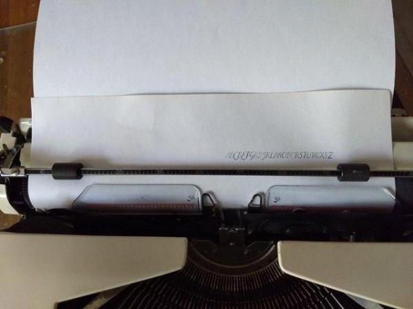 Image 3 of Very Rare Vintage 1970's Adler Tippa S typewriter, ITALIC