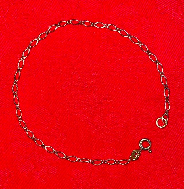 Preview of the first image of VINTAGE 9CT HALLMARKED GOLD BRACELET.