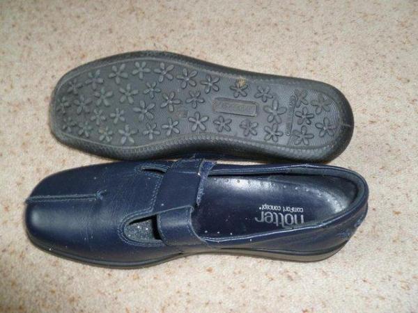 Image 1 of Hotter navy leather casual shoes (inc P&P)