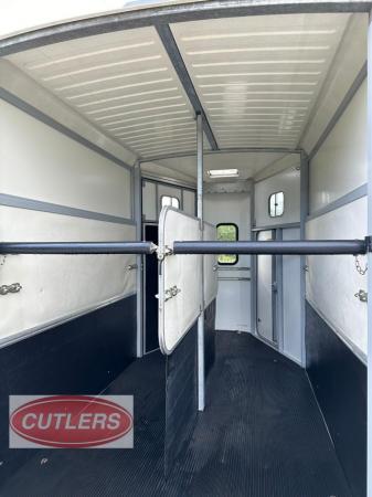 Image 10 of Ifor Williams HB511 Horse Trailer MK2 Silver 2016 PX Welcome
