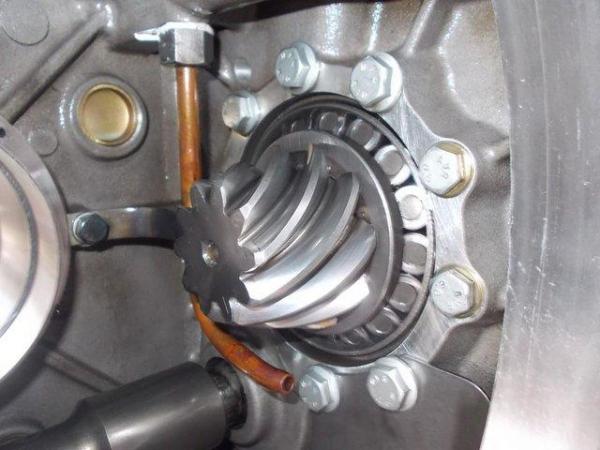 Image 2 of Gearbox parts and gears for Ferrari 430 F1