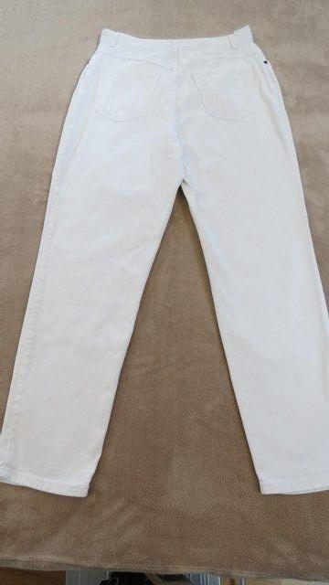 Preview of the first image of Ladies M&S White Denim Jeans Size 12.