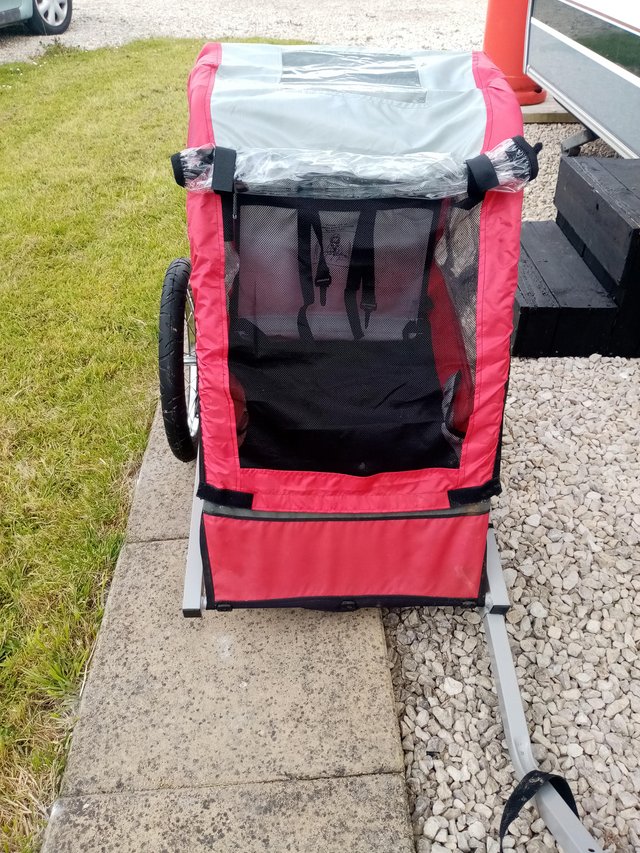 Preview of the first image of Child/dog bike trailer, good condition.