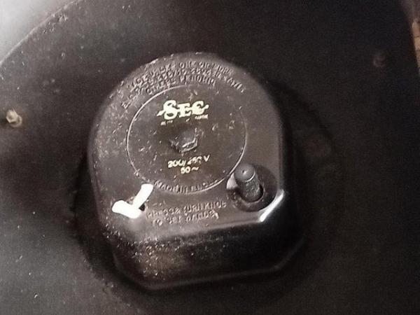Image 1 of Smith Secletric Clock 240 volt mains collectors item.