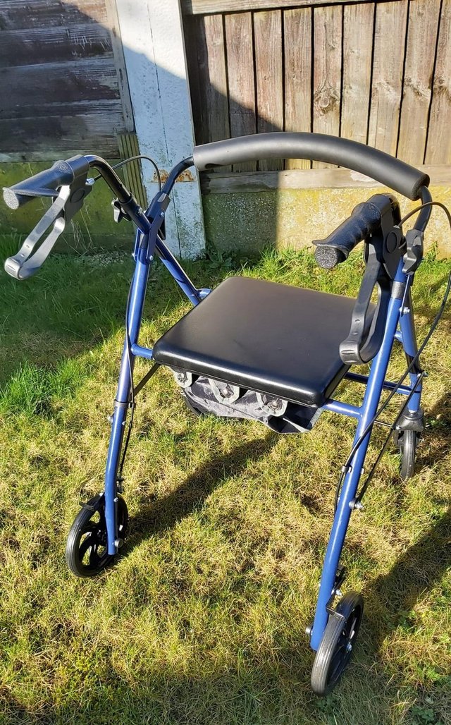 Preview of the first image of Rollator walkerbrand NEW.