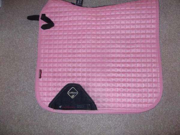 Image 2 of Le Mieux Pro Sport Large Dressage pad - pink