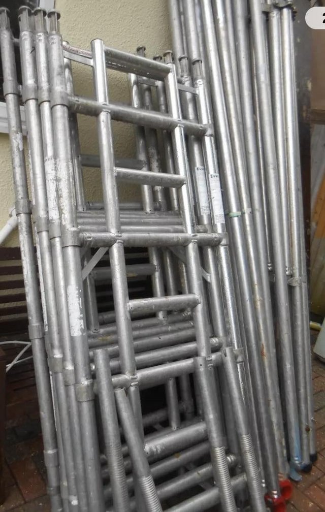 Preview of the first image of EURO  ALUMINUM  NARROW SCAFFOLD TOWER  2m.500mm  LONG X 700m.