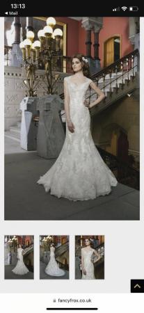 Image 1 of Justin Alexander Wedding dress and head piece for sale