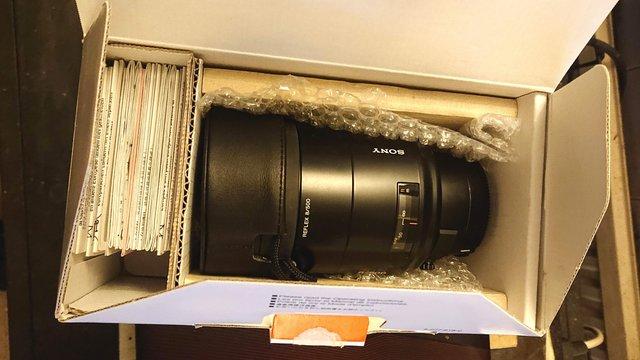 Image 2 of Sony 500mm F8 Reflex Mirror Lens. A Fit