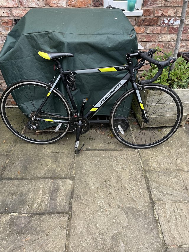 Muddy Fox Racing Bike in good condition - £80